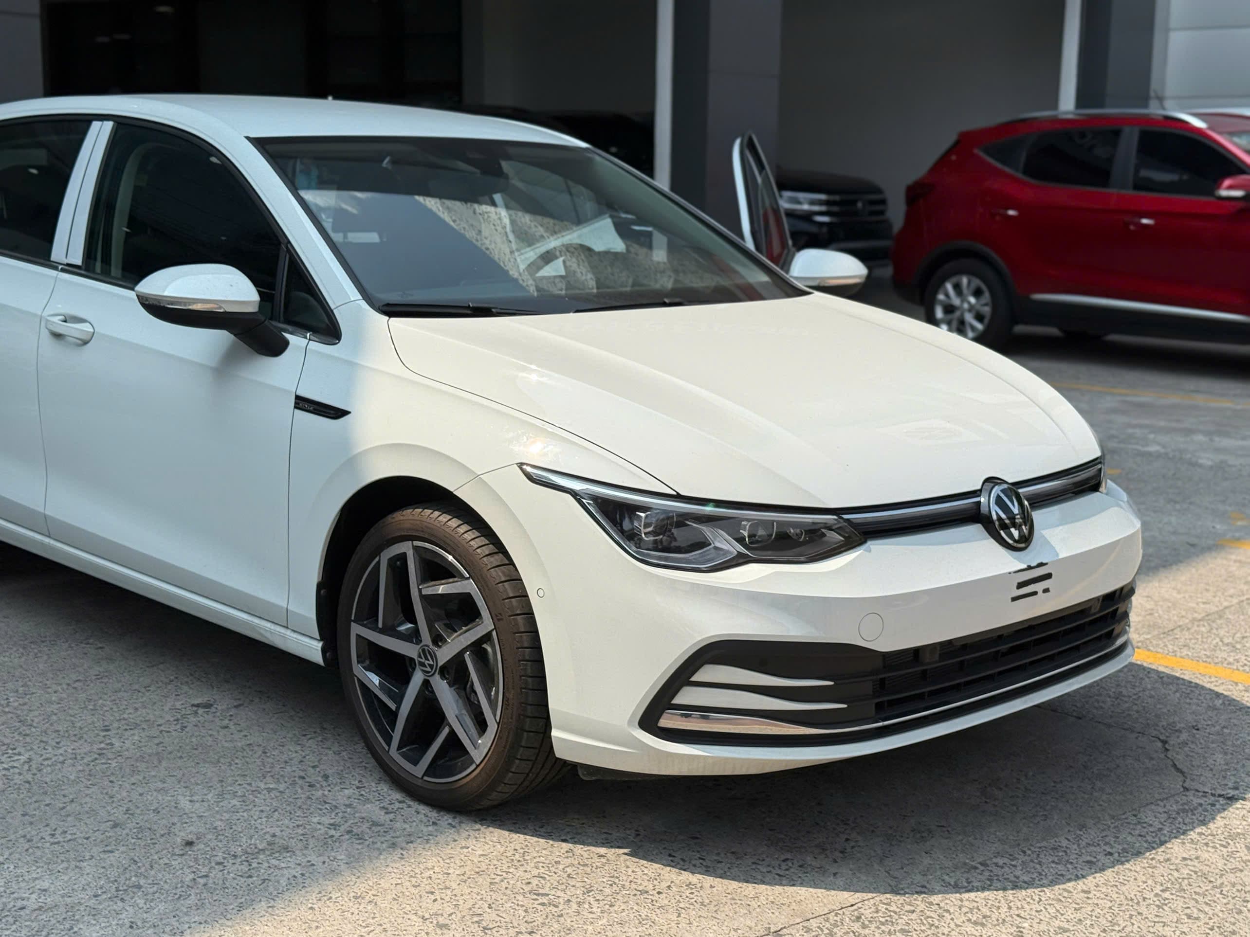 Golf 1.5 eTSI 3