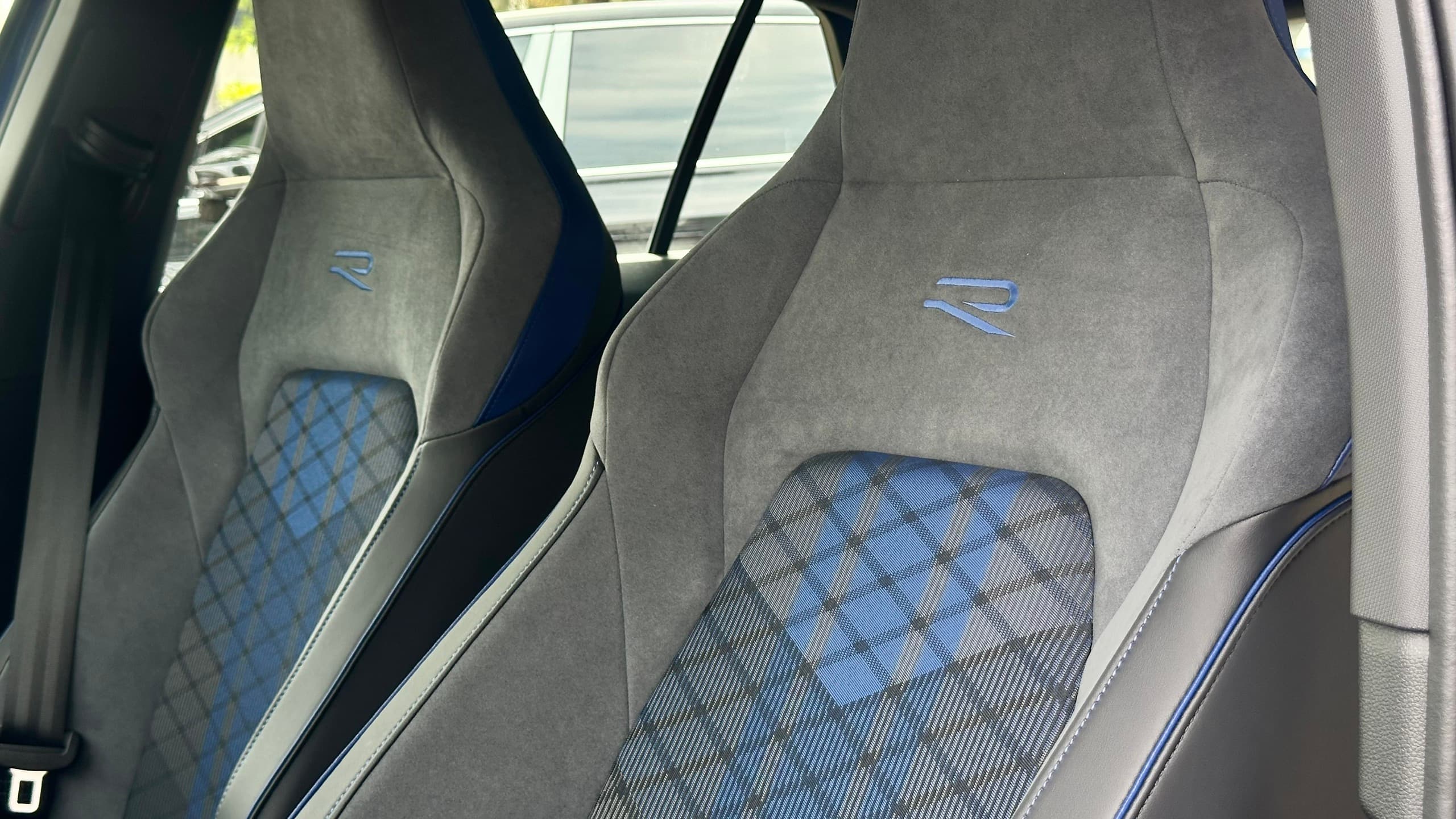 Golf R 2.0 11